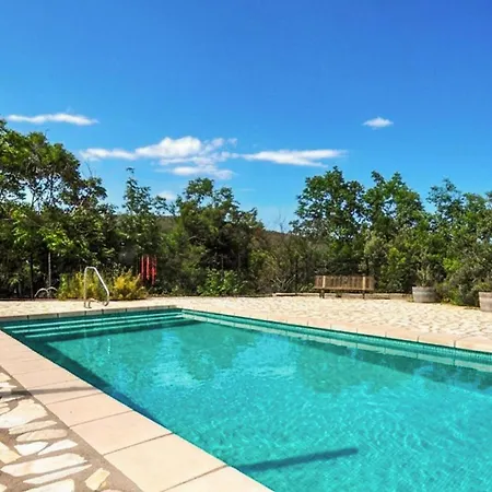 Imprenable Piscine