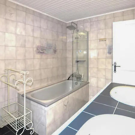 Imprenable Piscine Holiday home *